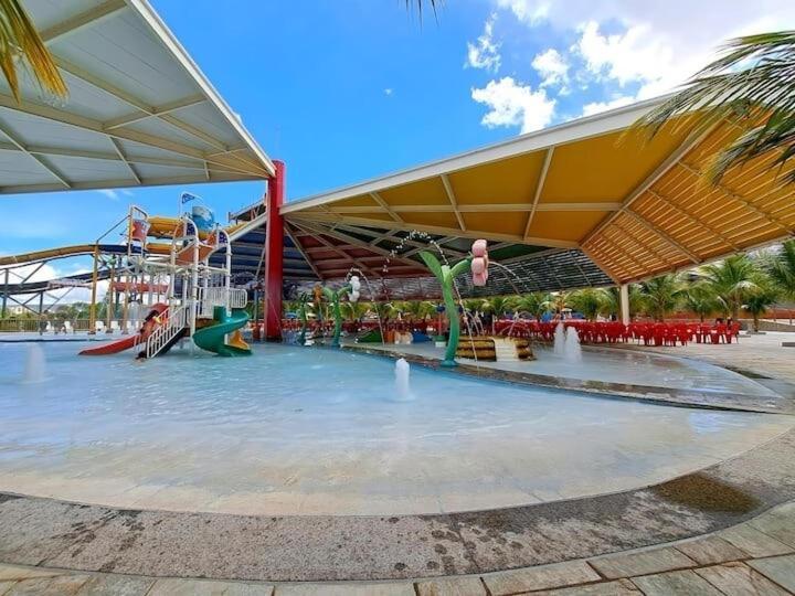 Apartamento Flat Com Clube Diroma Gratis Todos Os Dias! Caldas Novas
