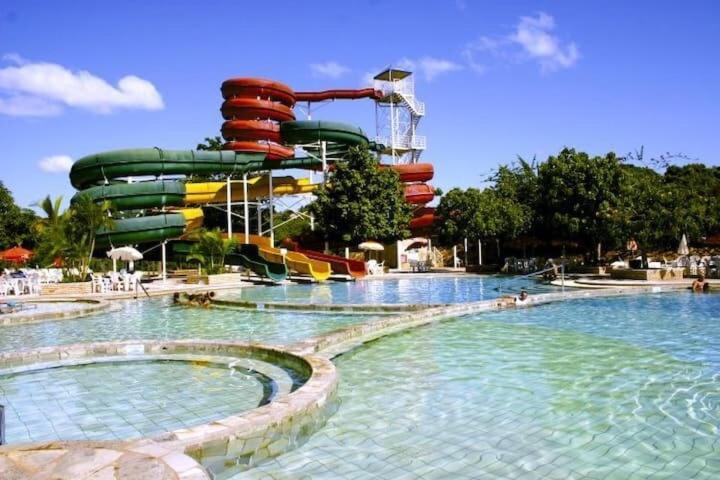 Flat Com Clube Diroma Gratis Todos Os Dias! Apartamento Caldas Novas